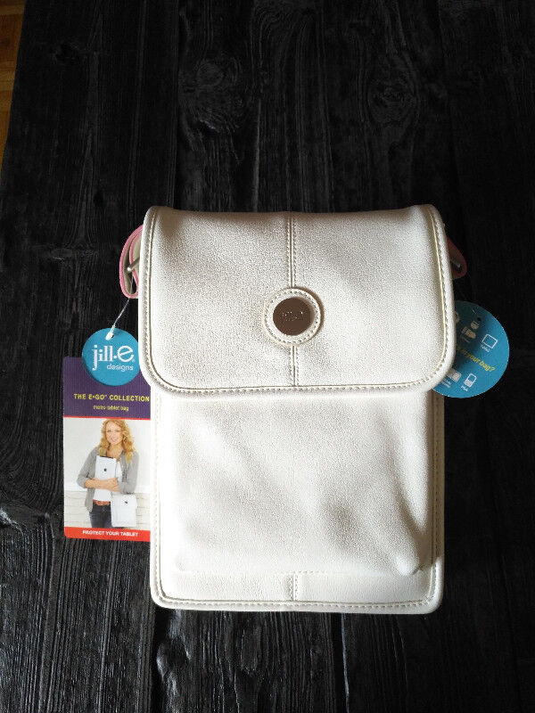 Jill-e Designs 10-Inch Metro Tablet Bag - White/Pink