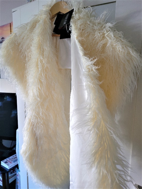 Adrienne Landau Women's Faux Fur Stole White One Size - photo 4