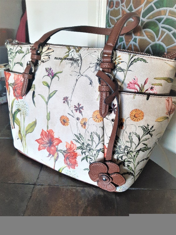 Dana Buchman Women's Prarie Botanical Tote Bag - photo 2