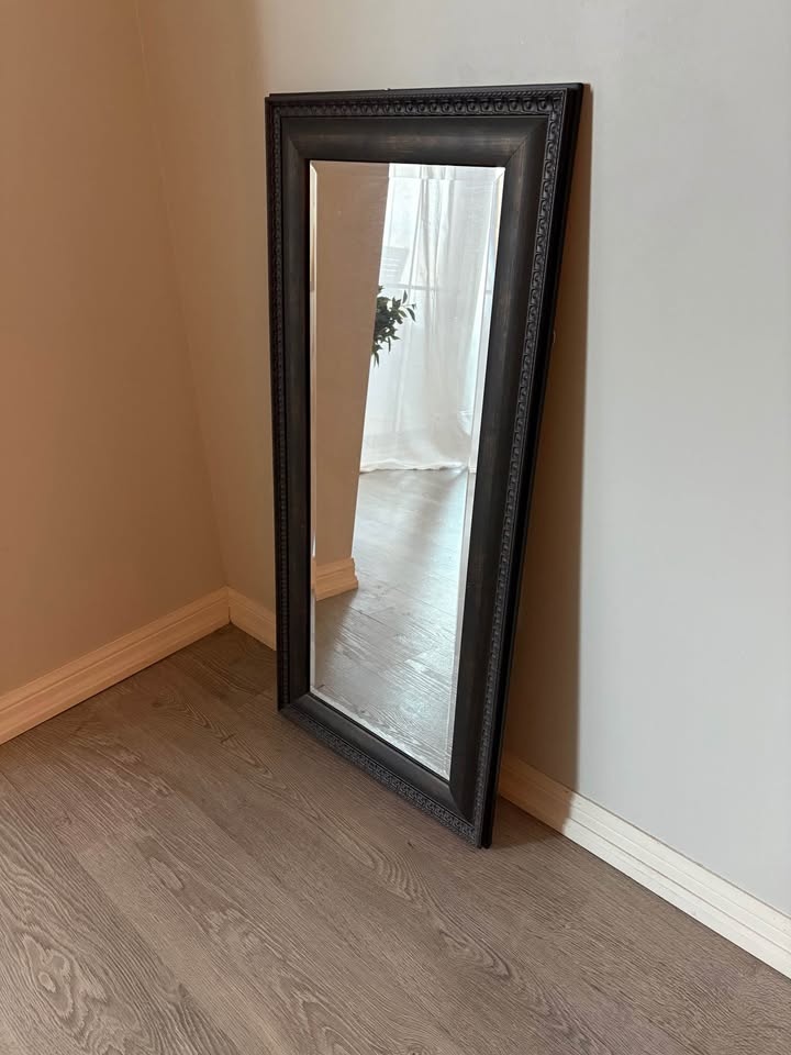 Dark Ornate Full Length Mirror - photo 4