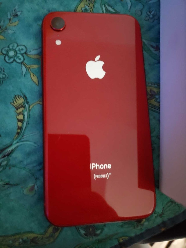 iPhone XR 128GB Product Red