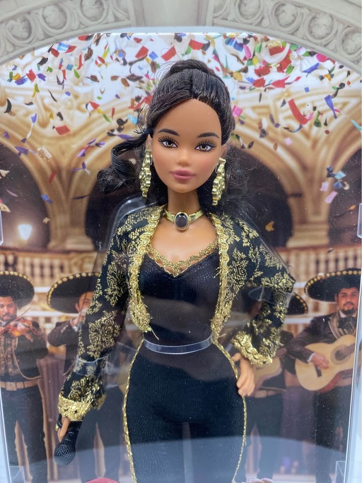 Barbie Juan Gabriel Doll - photo 2