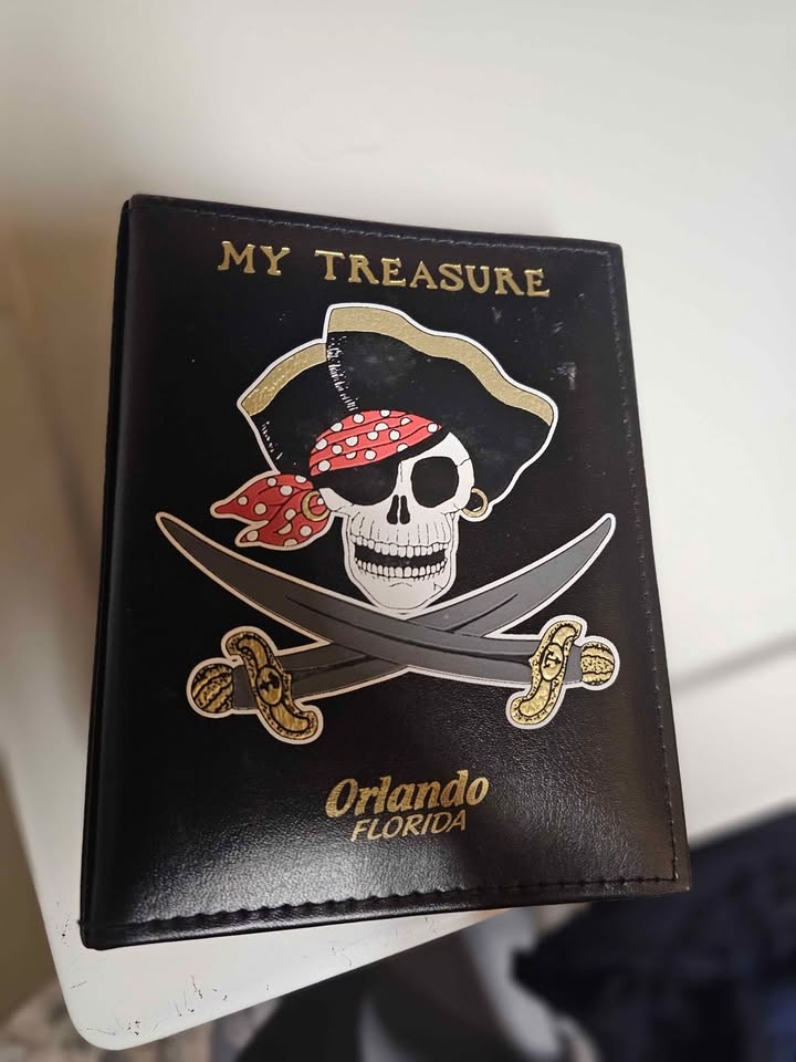 Vintage Leather Photo Album - photo 2