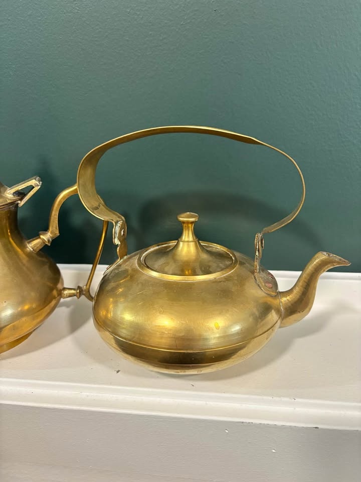 Vintage Brass Tea and Coffee kettles - photo 5