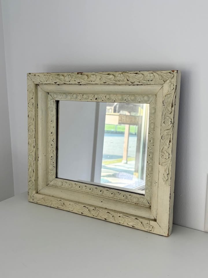 Small Shabby Chic Mirror - photo 3