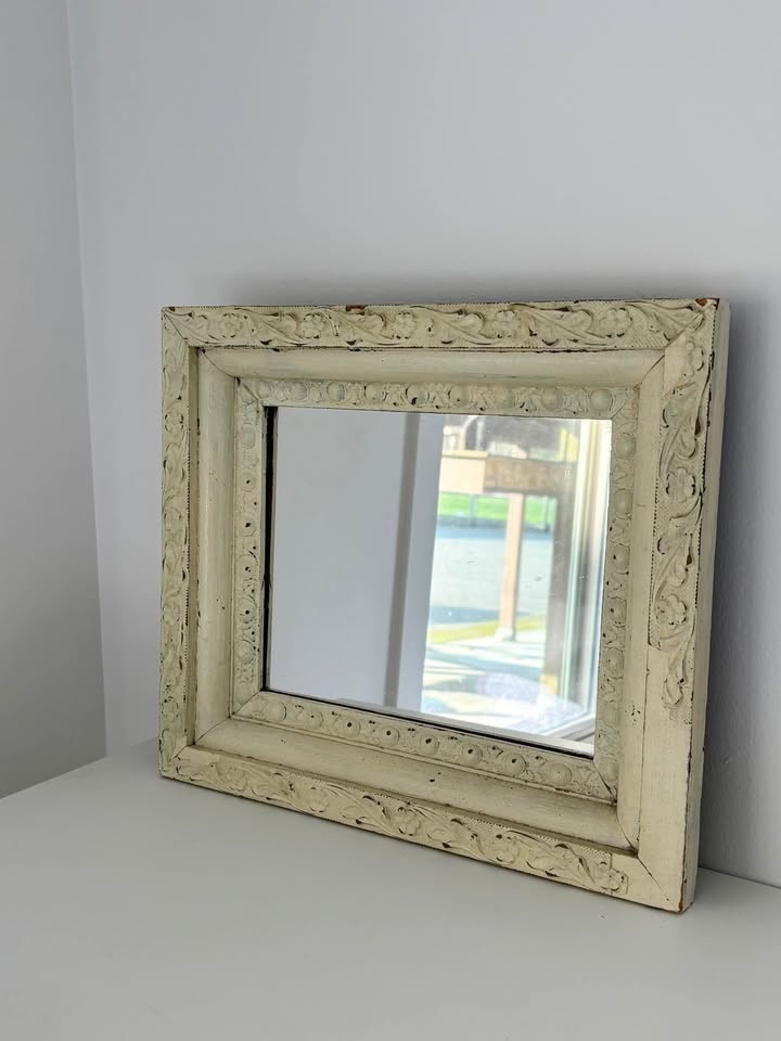 Small Shabby Chic Mirror - photo 4