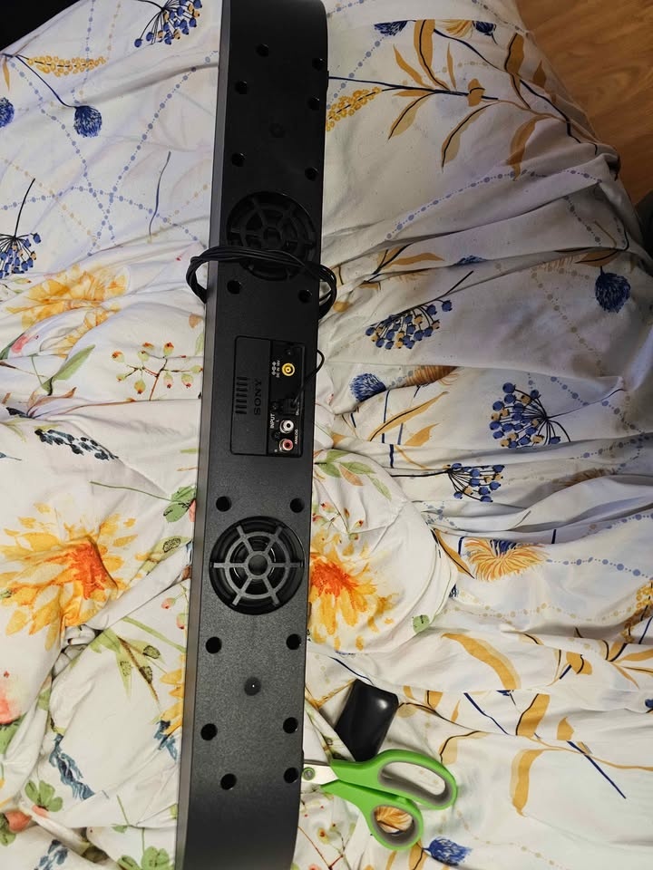 Playstation & LG Sound Bars - photo 3