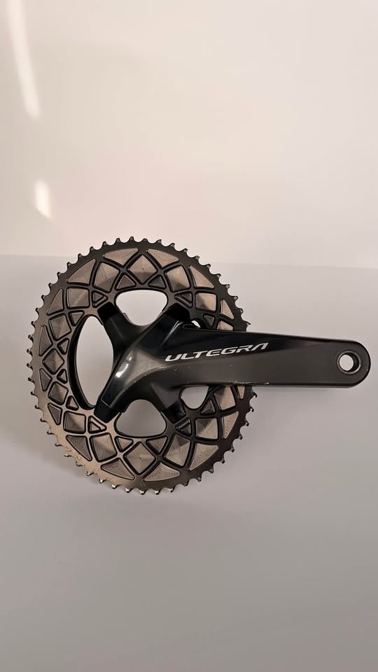 Shimano Ultegra R8000 Crankset 172.5mm w/ Absolute Black Oval 53