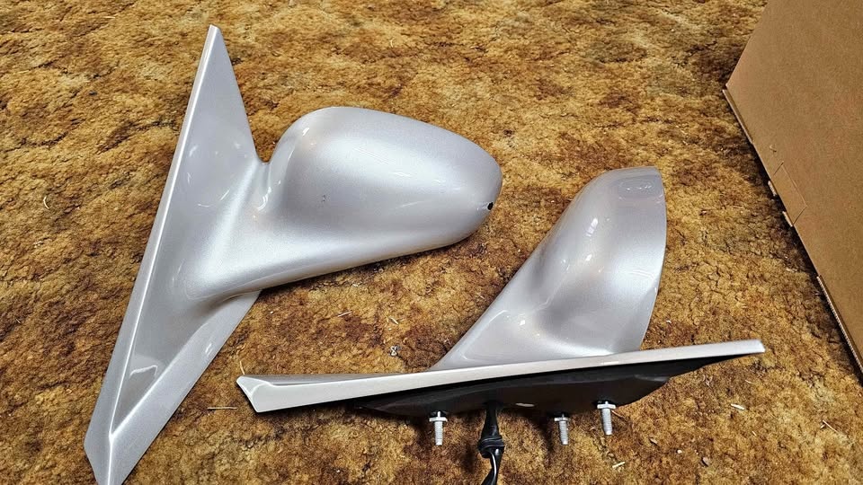 99-04 Mustang Side View Power Mirrors (Driver & Passenger)