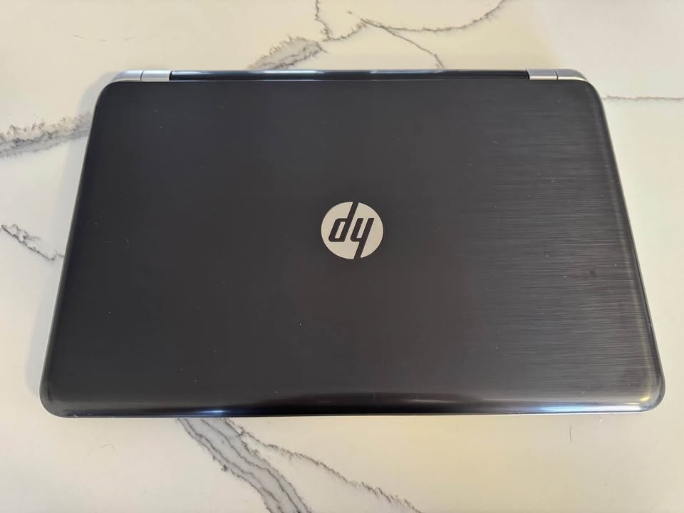 HP Pavilion TS 15" Touchscreen Laptop AMD A8, 10GB RAM, 240GB SS - photo 3
