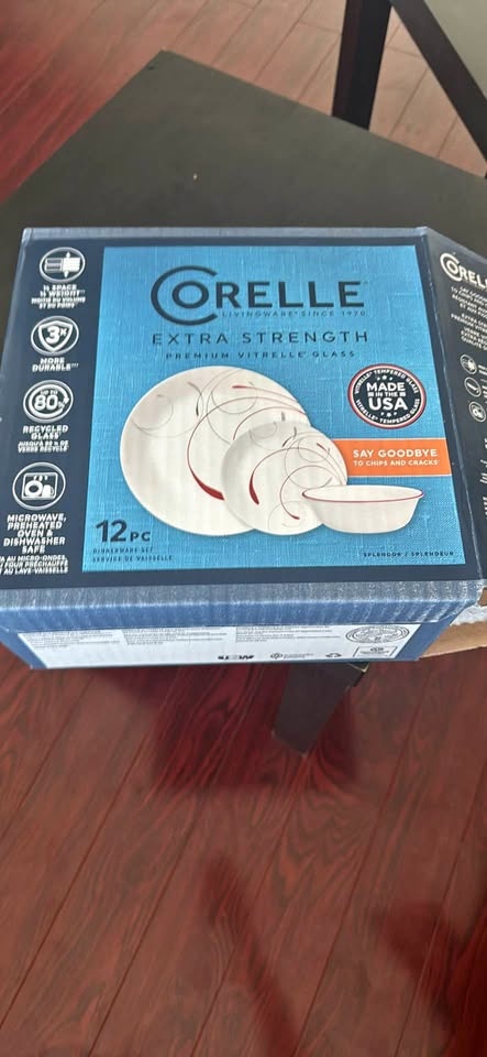 Corelle Splendor 12 PC Dinnerware Set