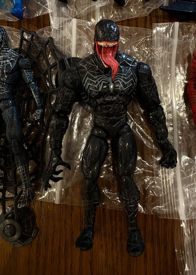 Spider-Man 3 Black Suit Spider-Man & Venom Action Figures (2007) - photo 4