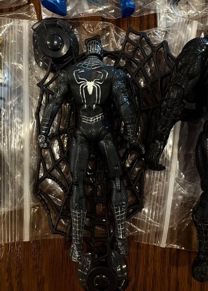 Spider-Man 3 Black Suit Spider-Man & Venom Action Figures (2007) - photo 5