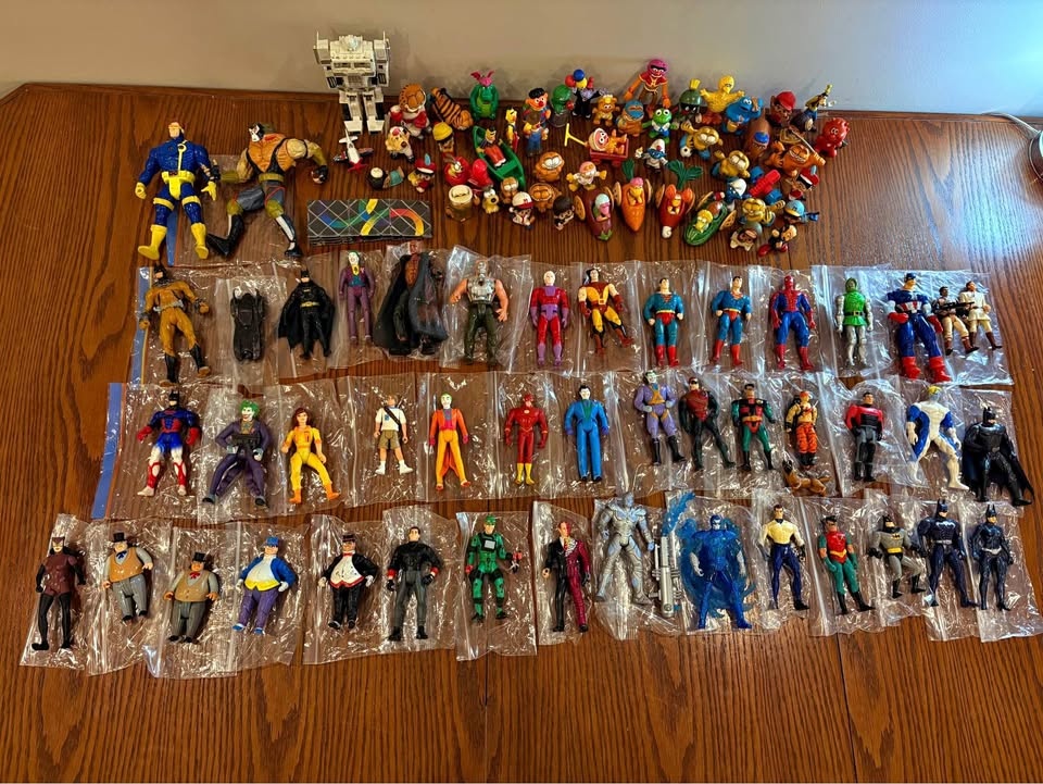 Large Vintage Toy Lot - Batman, Superman, Marvel, Garfield, Sesa