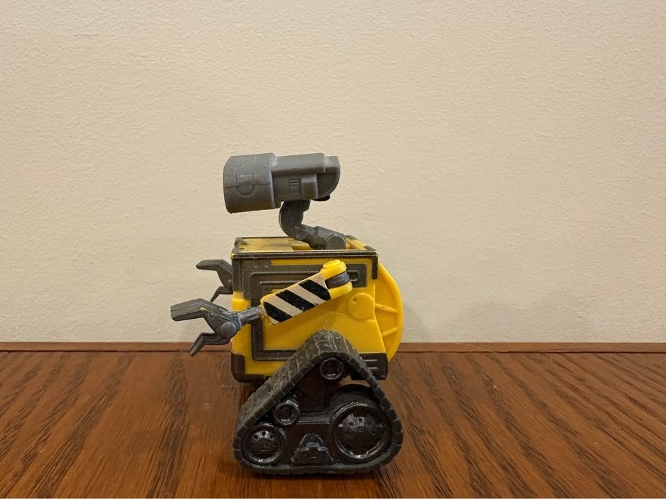 Disney Pixar WALL-E Figure Toy – Small Robot Movie Collectible - photo 3