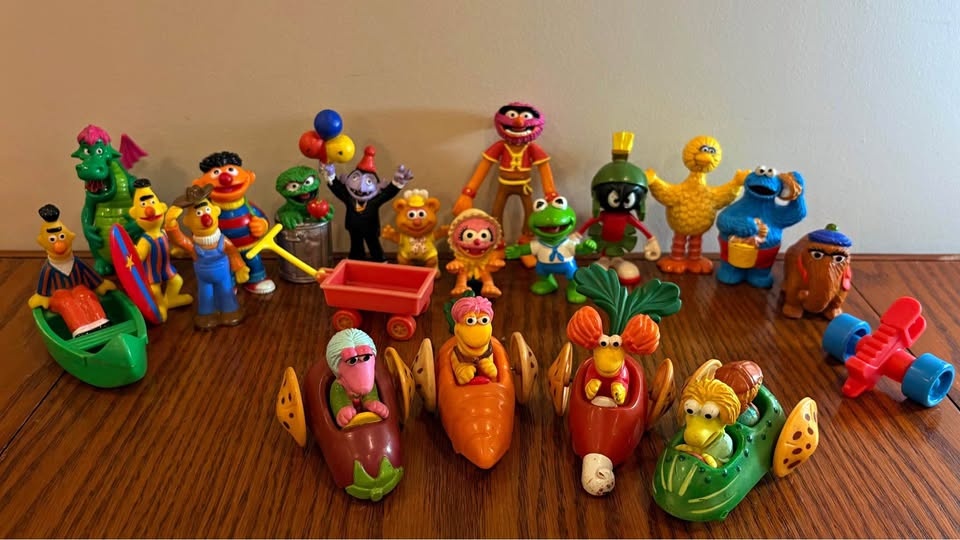 Vintage Sesame Street/Muppets/Fraggle Rock Toy Lot - 21 Pieces (