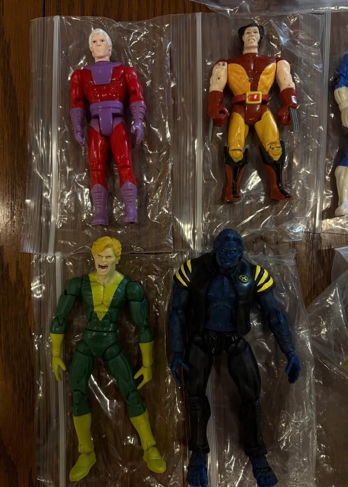 Marvel Deadpool & X-Men Action Figure Lot - photo 4