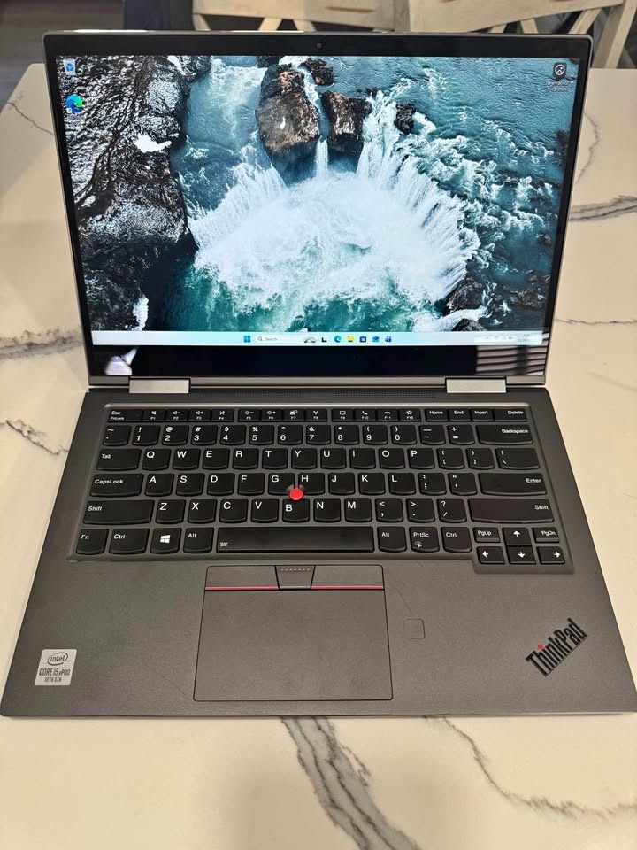 Lenovo Thinkpad X1 Yoga Gen 5 i5 8GB 256GB SSD Win 11 Pro + Styl
