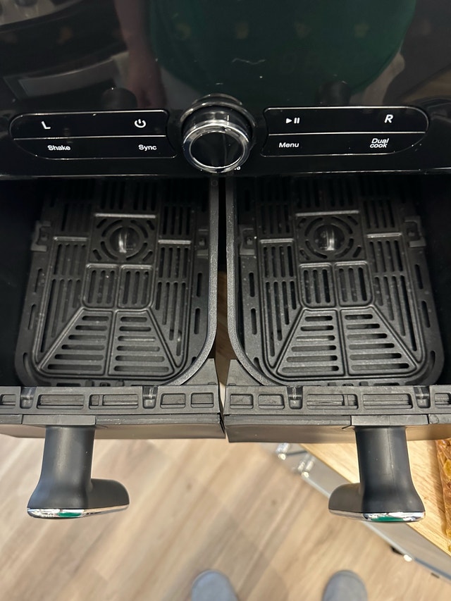 Living Basix Dual Air Fryer - photo 2