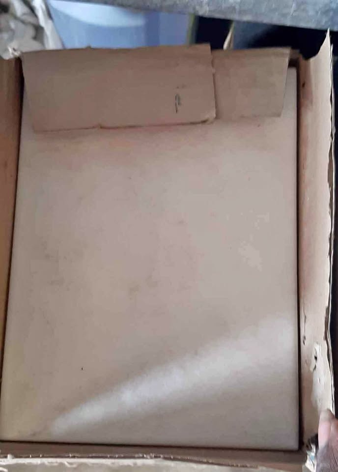 Kitchen/bathroom floor tiles