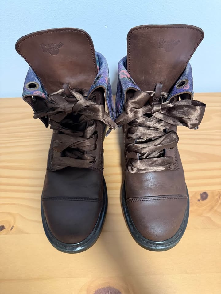 Dr. Martens Triumph Aimilita Aimee Fold Over Floral Boots - photo 2