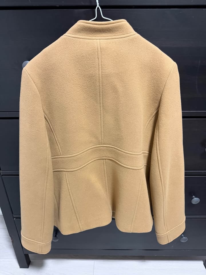 Tommy Hilfiger Wool Blend Camel Jacket Size 8 - photo 3