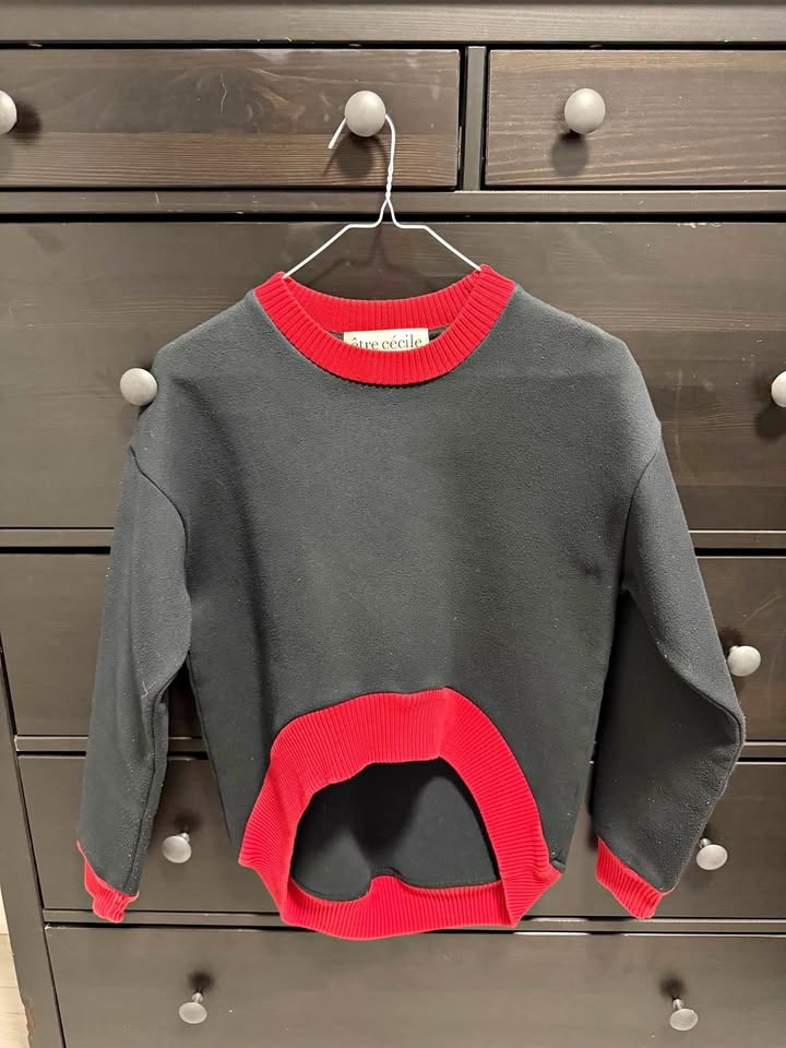 Être Cécile Black Fleece Drop-Tail Sweatshirt - Size M