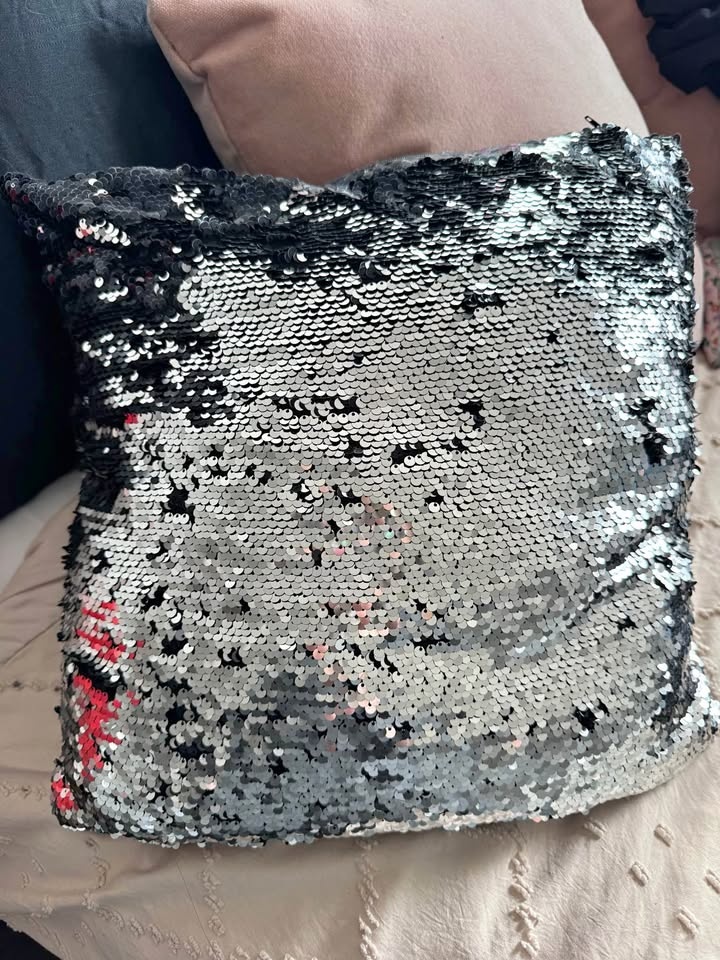 Decorative sequin pillow