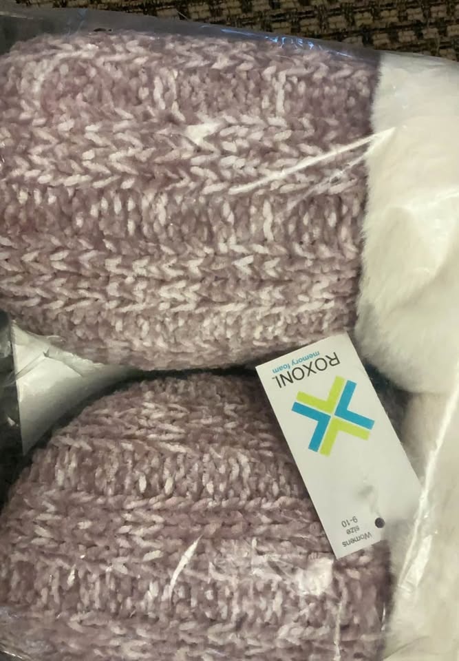 Woman’s slippers - photo 2