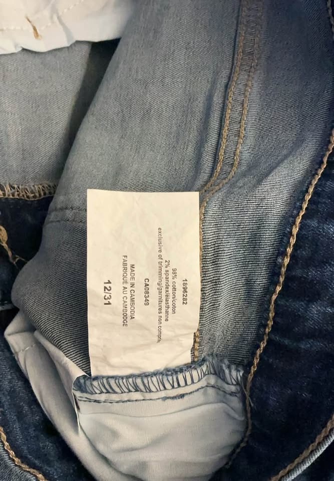 Woman’s jeans - photo 4
