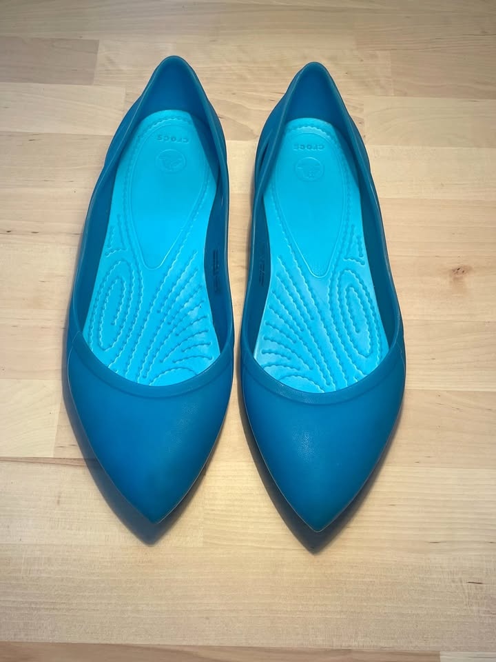 Crocs Ballet Flats - Size US 6