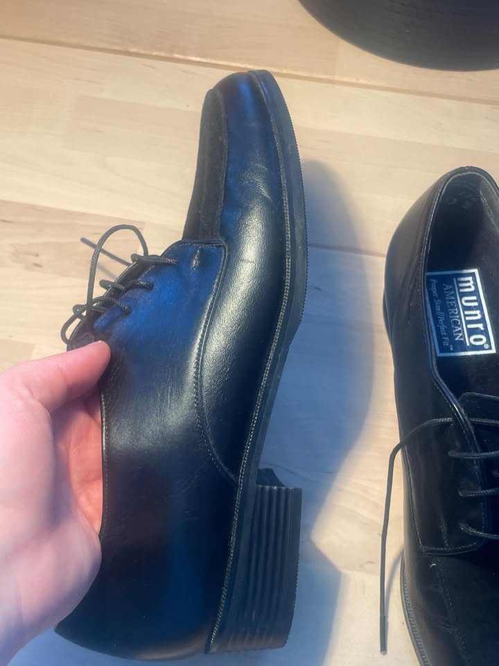 US 7 Munro Leather American Derby Shoes Womens Black Lace up - photo 2