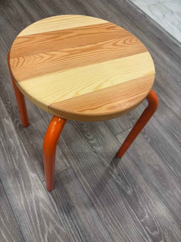 Orange stool - photo 2