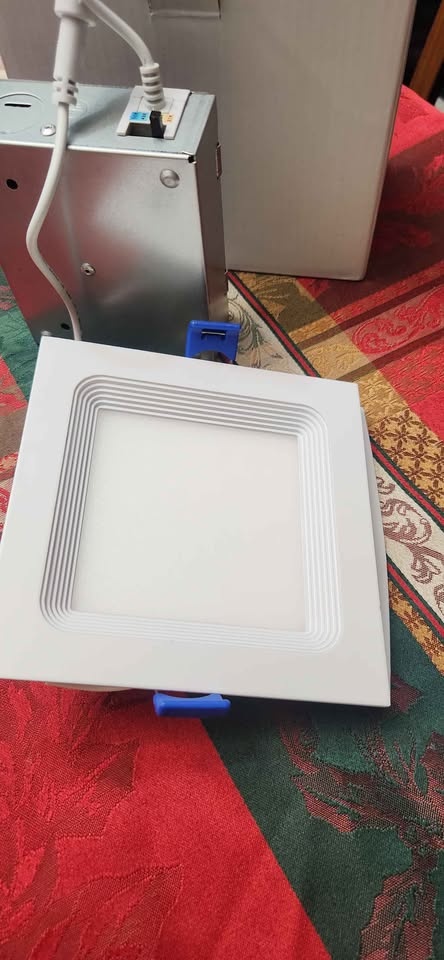 New 4 inch Square LED Ceiling Light - Full Box - photo 4