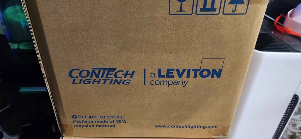 New 4 inch Square LED Ceiling Light - Full Box - photo 5