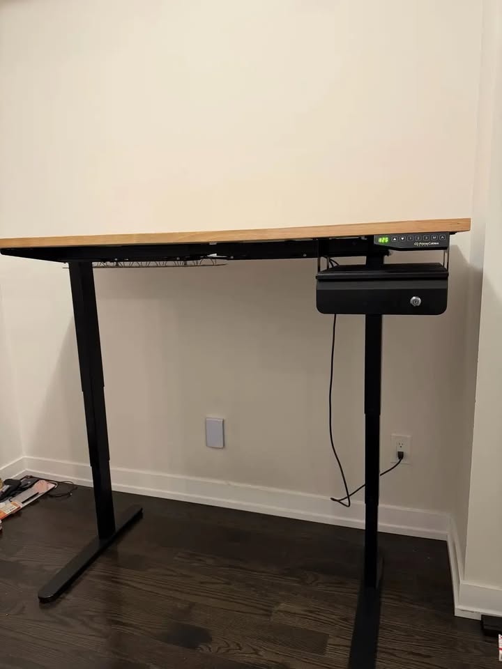 PrimeCables Standing Desk + IKEA GERTON Solid Wood Top - photo 3