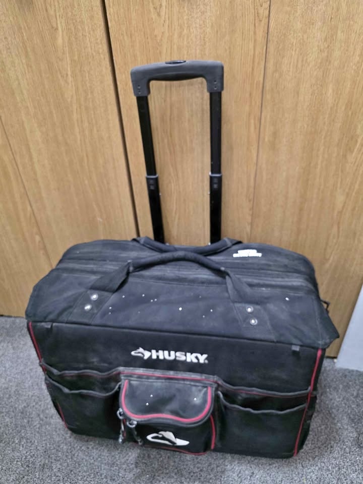 Husky Rolling Tool Bag