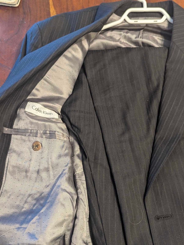 Calvin Klein Suit - photo 2