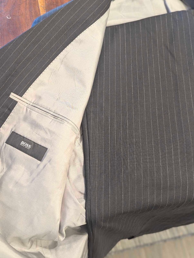 Hugo Boss Suit - photo 4