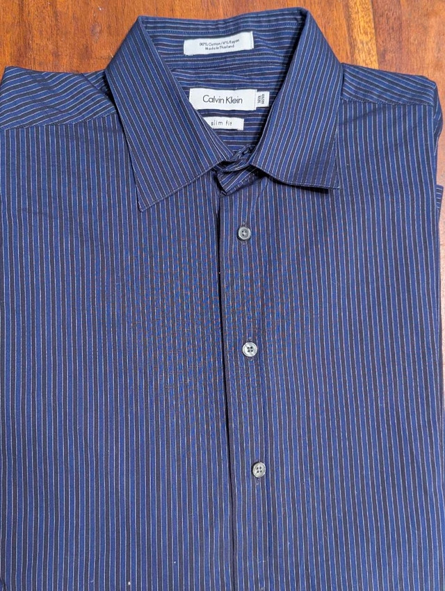 Calvin Klein Long Sleeve Dress Shirt - L
