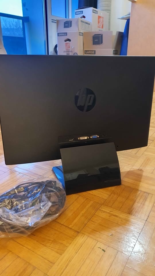 HP Pavilion LED Computer Monitor 21.5" - photo 2