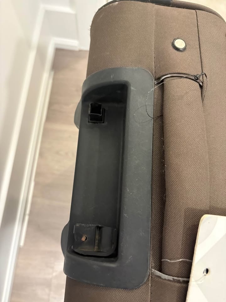 Reebok Carry-On Suitcase - photo 2