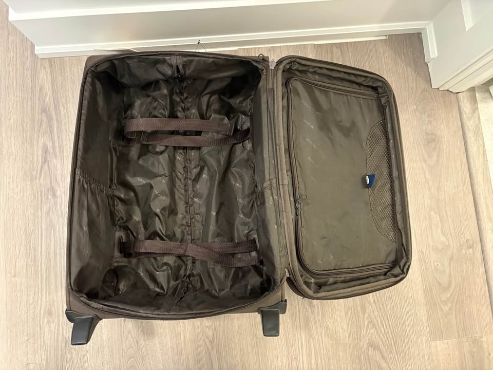 Reebok Carry-On Suitcase - photo 3