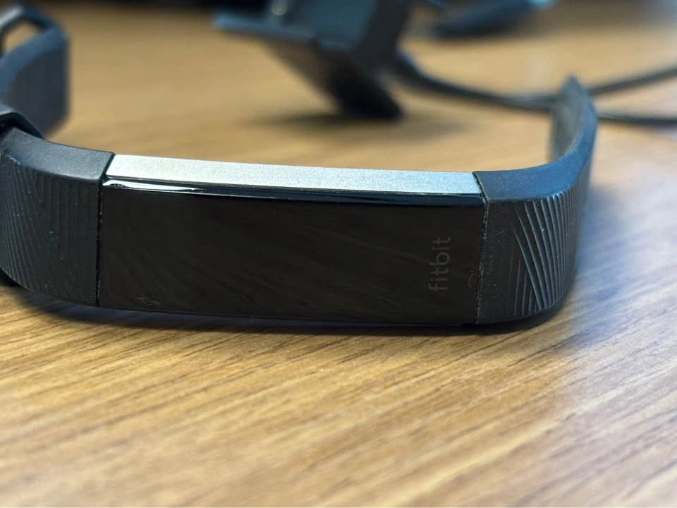 Fitbit Charge 5 - photo 4