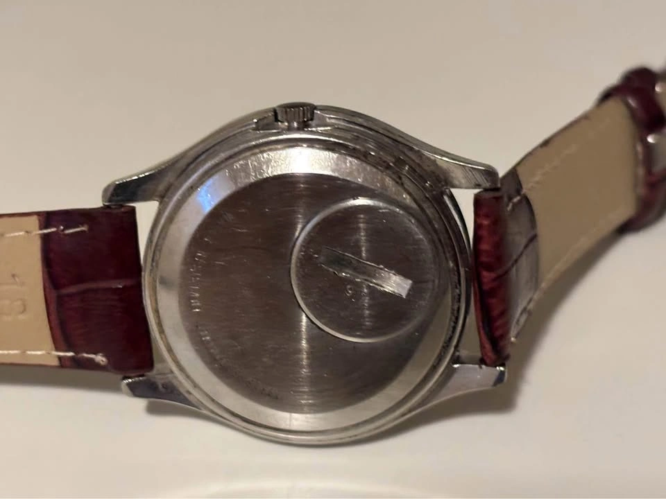 Vintage Rare Dial Tradition Quartz Watch by Citizen - photo 4