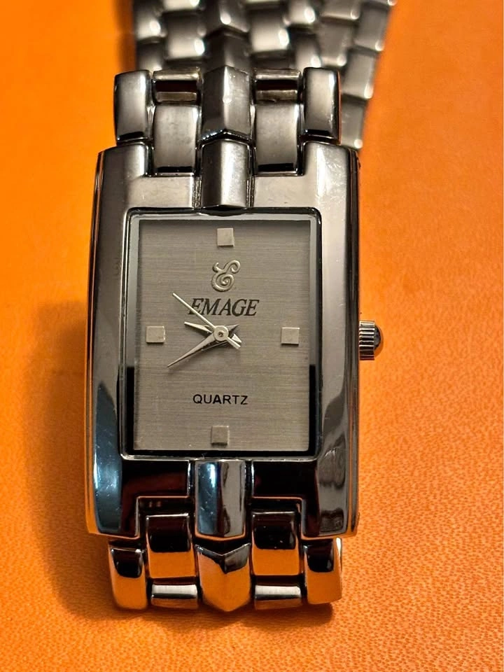 Emage unisex quartz watch. New battery