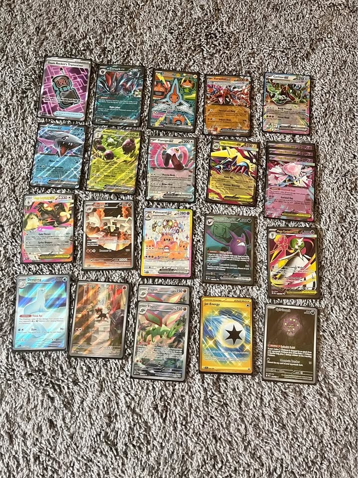 POKÉMON EX AND FULL ART CARD LOT