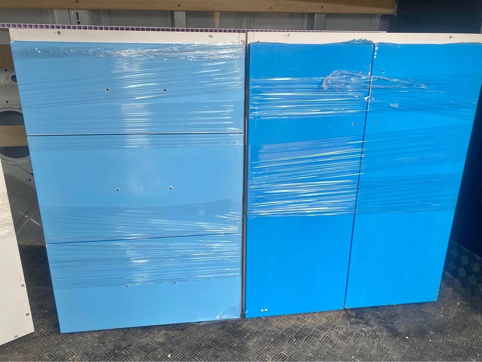 Base Cabinets - 26", 24" with Shelves, 20" with Drawers