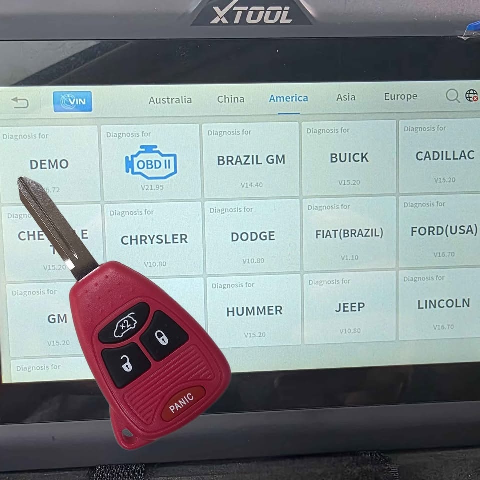 Dodge Jeep Chrysler Remote Key: Part# 05179514AA, FCCID# KOBDT04 - photo 2
