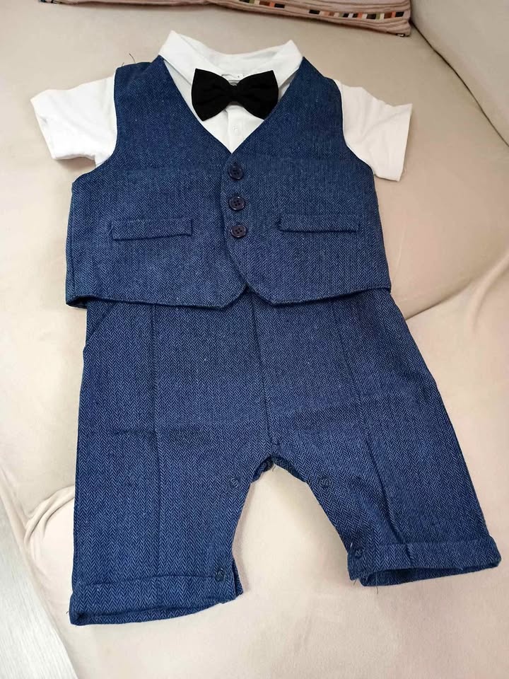 Baby clothes